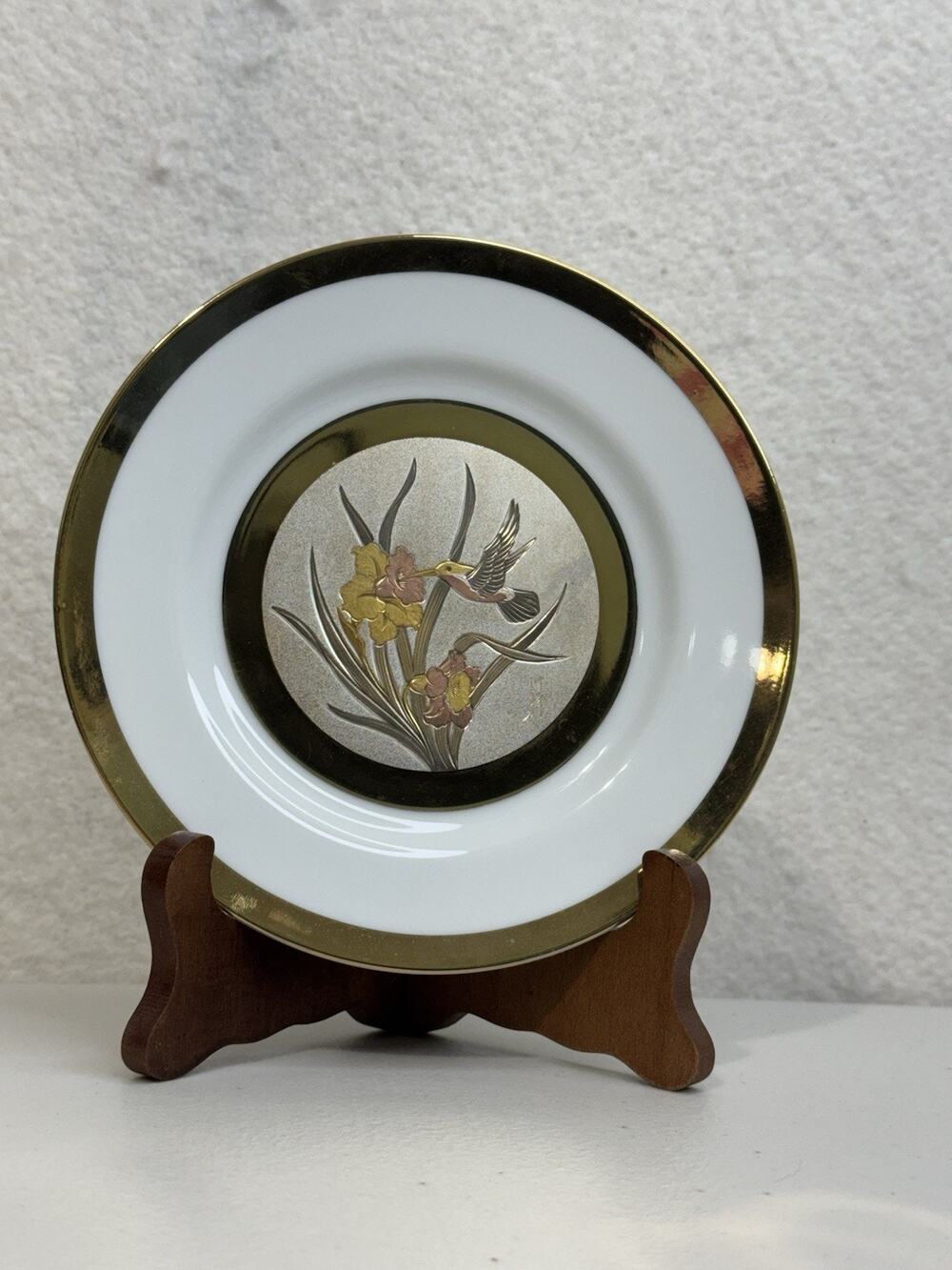 Keito Japan Fine China Gold Trim Decorative Plate Hummingbird Daffodil Flower 6"